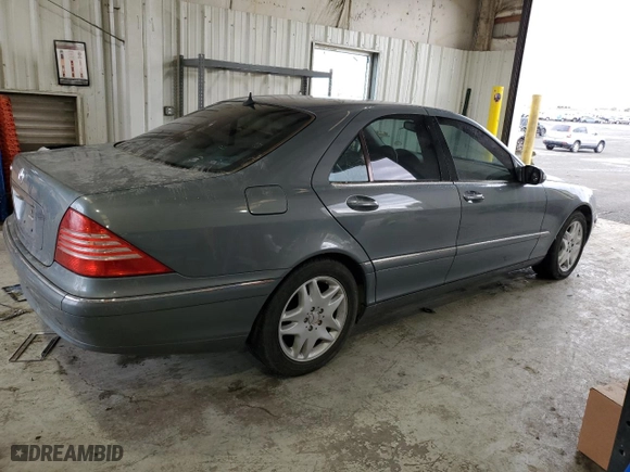 2006 Mercedes-Benz S-Class 3.7L with VIN WDBNF67J96A471443, listed as a Copart auction lot 82610094 with 0 mi miles and Clean Title. Bid and sale history available at carsss.com. Image 3.
