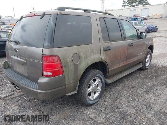 2004 Ford Explorer XLT z VIN 1FMZU63K64UB38633, wystawiony jako IAAI lot #41647422 z przebiegiem 232 857 mil mil oraz . Historia ofert i sprzedaży dostępna na DreamBid. Obrazek 4.