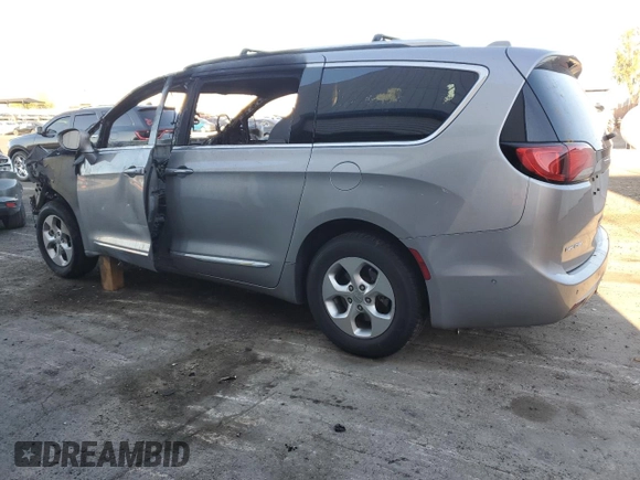 2017 Chrysler Pacifica Touring L Plus z VIN 2C4RC1EG1HR764158, wystawiony jako Copart lot #58271425 z przebiegiem Nie podano mil oraz Nie do naprawy • Non repairable. Historia ofert i sprzedaży dostępna na DreamBid. Obrazek 2.