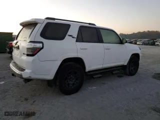 2021 Toyota 4Runner TRD Off Road with VIN JTEPU5JR1M5960994, listed as a Copart auction lot 75590644 with 0 mi miles and Salvage Title. Bid and sale history available at carsss.com. Image 3.