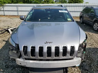2014 Jeep Cherokee Limited z VIN 1C4PJMDB3EW266471, wystawiony jako Copart lot #60292915 z przebiegiem 219 660 mil mil oraz Szkoda całkowita • Salvage title. Historia ofert i sprzedaży dostępna na DreamBid. Obrazek 5.