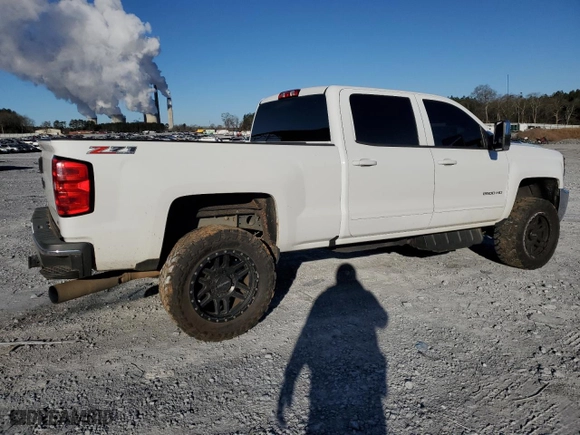 2017 Chevrolet Silverado 2500HD LT with VIN 1GC1KVEY8HF177849, listed as a Copart auction lot 88301025 with 156,563 mi miles and Salvage Title. Bid and sale history available at carsss.com. Image 3.