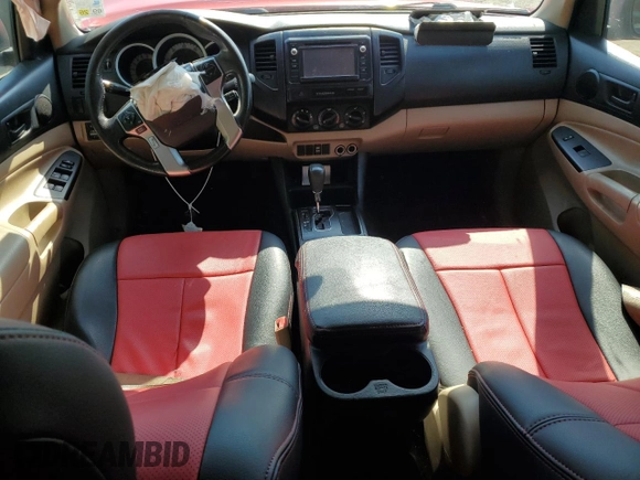 2015 Toyota Tacoma PreRunner z VIN 5TFJX4GN6FX044397, wystawiony jako Copart lot #56922215 z przebiegiem 112 187 mil mil oraz Szkoda całkowita • Salvage title. Historia ofert i sprzedaży dostępna na DreamBid. Obrazek 8.