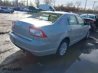 2008 Mercury Milan with VIN 3MEHM07Z58R638718, listed as a IAAI auction lot 41536905 with 70,729 mi miles. Bid and sale history available at carsss.com. Image 4.