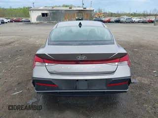2024 Hyundai Elantra SEL with VIN KMHLM4DG0RU664025, listed as a IAAI auction lot 41955802 with 38,820 mi miles. Bid and sale history available at carsss.com. Image 16.