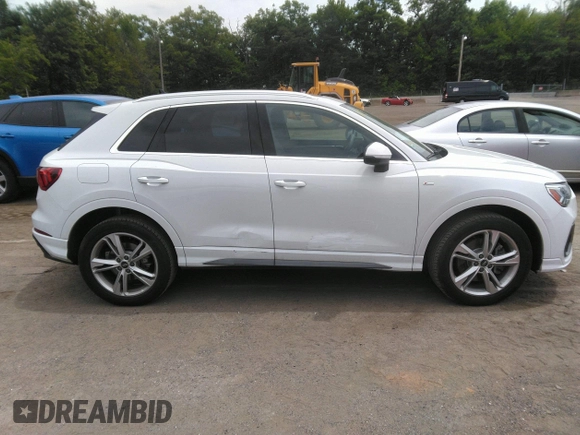 2022 Audi Q3 S line Premium Plus with VIN WA1EECF31N1045258, listed as a IAAI auction lot 42299558 with 19,332 mi miles and . Bid and sale history available at DreamBid. Image 13.