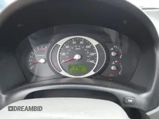 2007 Hyundai Tucson SE with VIN KM8JN12D77U667867, listed as a IAAI auction lot 42082092 with 240,911 mi miles. Bid and sale history available at carsss.com. Image 7.