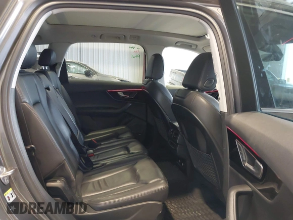 2019 Audi Q7 Premium Plus z VIN WA1LAAF7XKD045120, wystawiony jako IAAI lot #42426678 z przebiegiem 97 205 mil mil oraz . Historia ofert i sprzedaży dostępna na DreamBid. Obrazek 8.