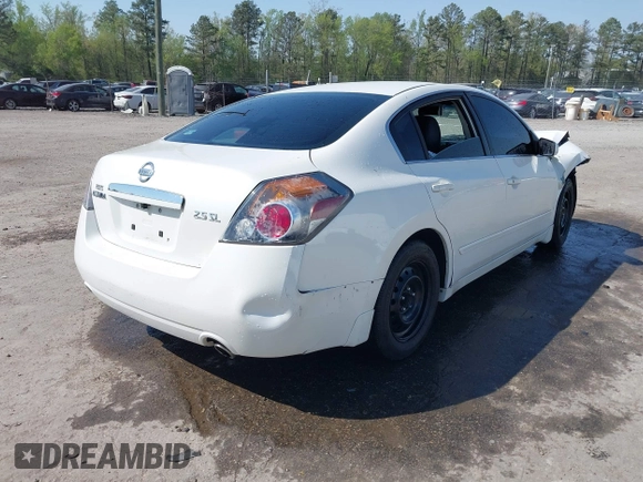 2009 Nissan Altima S with VIN 1N4AL21E09N432496, listed as a IAAI auction lot 42073322 with Not Provided miles and . Bid and sale history available at DreamBid. Image 4.