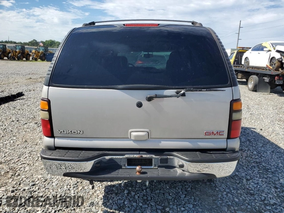 2004 GMC Yukon SLE with VIN 1GKEC13V54R140805, listed as a Copart auction lot 62838324 with 0 mi miles and Salvage Title. Bid and sale history available at carsss.com. Image 6.