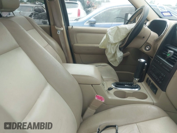 2007 Ford Explorer Sport Trac Limited z VIN 1FMEU33K77UA30264, wystawiony jako IAAI lot #42378051 z przebiegiem 248 960 mil mil oraz . Historia ofert i sprzedaży dostępna na DreamBid. Obrazek 5.