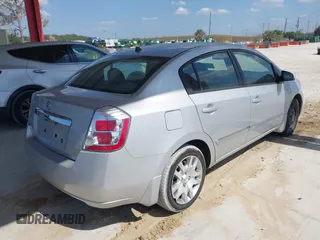 2010 Nissan Sentra SR with VIN 3N1AB6AP6AL728703, listed as a IAAI auction lot 42134551 with 212,257 mi miles and . Bid and sale history available at DreamBid. Image 4.