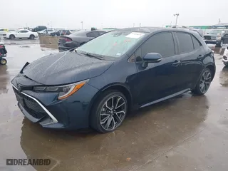 2020 Toyota Corolla Hatchback XSE with VIN JTNA4RBE4L3081850, listed as a IAAI auction lot 41435670 with 39,868 mi miles. Bid and sale history available at carsss.com. Image 18.