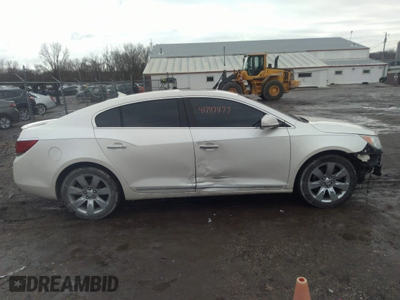 2012 Buick LaCrosse Leather z VIN 1G4GC5E32CF218413, wystawiony jako IAAI lot #41747477 z przebiegiem 135 978 mil mil oraz . Historia ofert i sprzedaży dostępna na DreamBid. Obrazek 13.