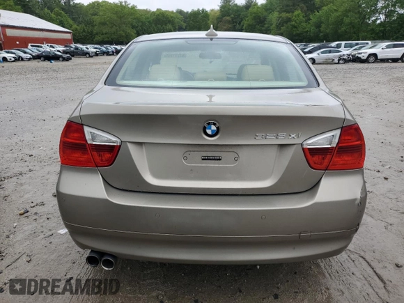 2008 BMW 3 Series 328xi z VIN WBAVC93578K056457, wystawiony jako Copart lot #57771205 z przebiegiem 172 843 mil mil oraz Czysty tytuł • Clean title. Historia ofert i sprzedaży dostępna na DreamBid. Obrazek 6.