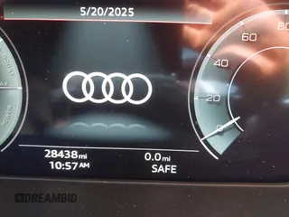 2021 Audi Q5 Premium Plus z VIN WA1E2AFY1M2043365, wystawiony jako IAAI lot #42286970 z przebiegiem 28 438 mil mil oraz . Historia ofert i sprzedaży dostępna na DreamBid. Obrazek 16.