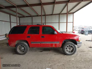 2002 Chevrolet Tahoe LT with VIN 1GNEC13Z52R148406, listed as a IAAI auction lot 41617948 with 190,502 mi miles. Bid and sale history available at carsss.com. Image 13.