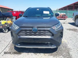 2021 Toyota RAV4 Hybrid XSE z VIN 4T3E6RFV4MU058397, wystawiony jako IAAI lot #42060980 z przebiegiem 236 612 mil mil oraz . Historia ofert i sprzedaży dostępna na DreamBid. Obrazek 12.