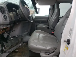 2011 Ford Econoline Cargo Commercial с VIN 1FTNE1EW9BDA93347, выставлен на аукционе Copart как лот 50518145 с пробегом Не указан миль и На запчасти • Non repairable. История ставок и продаж доступна на DreamBid. Изображение 7.