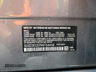 2024 BMW X5 xDrive40i z VIN 5UX23EU07R9T54418, wystawiony jako Copart lot #58960045 z przebiegiem 23 591 mil mil oraz Tytuł czysty. Historia ofert i sprzedaży dostępna na DreamBid. Obrazek 13.
