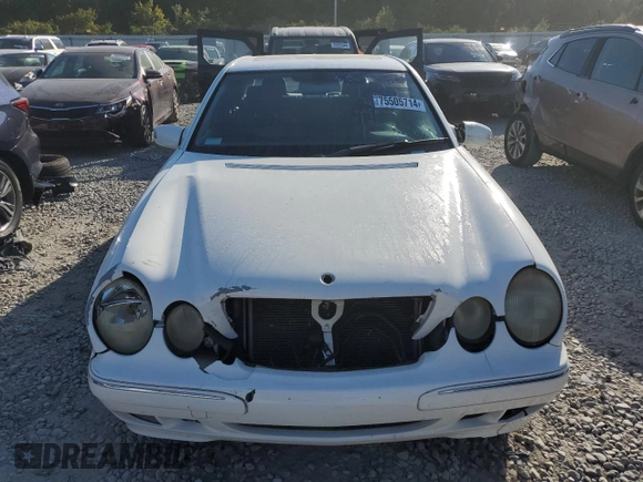 2002 Mercedes-Benz E-Class with VIN WDBJF65J02B473555, listed as a Copart auction lot 75505714 with 0 mi miles and Salvage Title. Bid and sale history available at carsss.com. Image 5.
