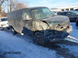 2004 GMC Savana Cargo Van with VIN 1GTFG15X741153301, listed as a IAAI auction lot 41296361 with 147,759 mi miles. Bid and sale history available at carsss.com. Image 1.