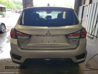 2024 Mitsubishi Outlander S z VIN JA4ARUAU3RU011318, wystawiony jako Copart lot #57679855 z przebiegiem 25 882 mil mil oraz Szkoda całkowita • Salvage title. Historia ofert i sprzedaży dostępna na DreamBid. Obrazek 6.