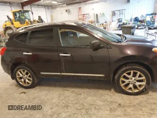 2011 Nissan Rogue S z VIN JN8AS5MV8BW273449, wystawiony jako IAAI lot #41504629 z przebiegiem 255 632 mil mil oraz . Historia ofert i sprzedaży dostępna na DreamBid. Obrazek 13.
