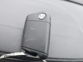 2019 Volkswagen Atlas SE with VIN 1V2WR2CA2KC581212, listed as a IAAI auction lot 41631619 with 122,160 mi miles and . Bid and sale history available at DreamBid. Image 11.