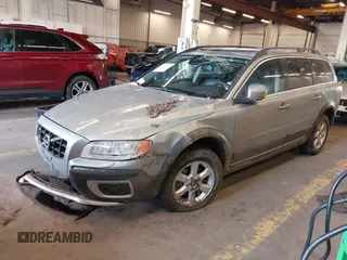 2012 Volvo XC70 3.2L with VIN YV4952BZ7C1130871, listed as a IAAI auction lot 41812602 with 182,494 mi miles and . Bid and sale history available at DreamBid. Image 17.