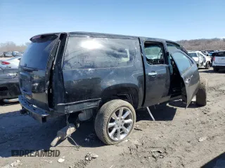 2013 GMC Yukon XL SLT with VIN 1GKS2KE76DR130374, listed as a Copart auction lot 43983875 with 0 mi miles and Salvage Title. Bid and sale history available at carsss.com. Image 3.