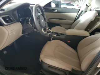 2017 Kia Optima LX z VIN 5XXGT4L31HG164323, wystawiony jako Copart lot #59189335 z przebiegiem 60 354 mil mil oraz Szkoda całkowita • Salvage title. Historia ofert i sprzedaży dostępna na DreamBid. Obrazek 7.
