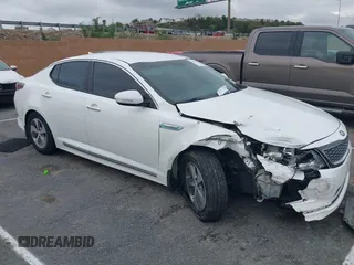 2015 Kia Optima with VIN KNAGM4AD6F5085785, listed as a IAAI auction lot 41687892 with 145,363 mi miles and . Bid and sale history available at carsss.com. Image 1.