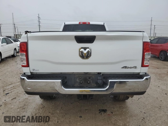 2020 Ram 2500 Tradesman with VIN 3C6UR5HJ3LG172158, listed as a Copart auction lot 69474444 with 85,773 mi miles and Salvage Title. Bid and sale history available at carsss.com. Image 6.
