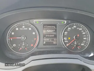 2016 Audi Q3 Premium Plus z VIN WA1BFCFS2GR021871, wystawiony jako Copart lot #56348965 z przebiegiem 66 099 mil mil oraz Szkoda całkowita • Salvage title. Historia ofert i sprzedaży dostępna na DreamBid. Obrazek 9.