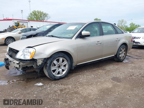 2006 Ford Five Hundred SEL with VIN 1FAFP24186G186073, listed as a IAAI auction lot 42156007 with 283,655 mi miles. Bid and sale history available at carsss.com. Image 17.