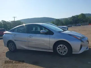 2017 Toyota Prius Two with VIN JTDKBRFU9H3546985, listed as a IAAI auction lot 42599555 with 253,650 mi miles and . Bid and sale history available at DreamBid. Image 14.