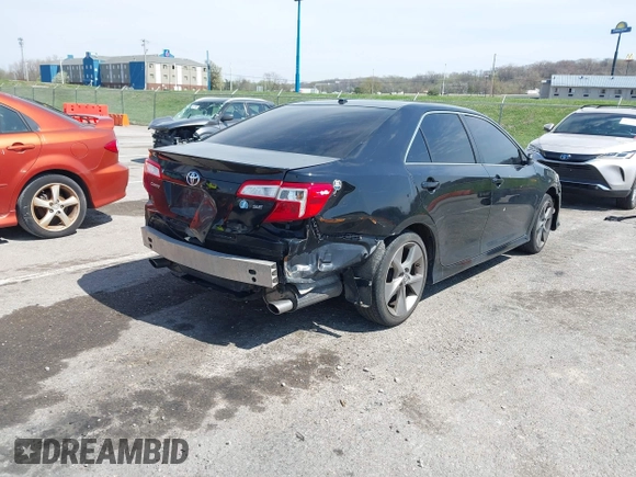 2012 Toyota Camry SE with VIN 4T1BK1FK9CU004865, listed as a IAAI auction lot 41928159 with 216,702 mi miles. Bid and sale history available at carsss.com. Image 4.