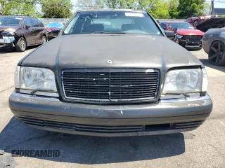 1997 Mercedes-Benz S 320/430/500 z VIN WDBGA51G9VA363272, wystawiony jako Copart lot #56468085 z przebiegiem 153 951 mil mil oraz Tytuł czysty. Historia ofert i sprzedaży dostępna na DreamBid. Obrazek 5.