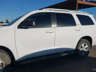 2018 Toyota Sequoia SR5 with VIN 5TDBY5G1XJS156509, listed as a IAAI auction lot 41723819 with 54,261 mi miles. Bid and sale history available at carsss.com. Image 15.