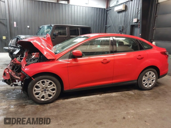 2012 Ford Focus SE with VIN 1FAHP3F20CL299541, listed as a IAAI auction lot 41948301 with 133,133 mi miles. Bid and sale history available at carsss.com. Image 15.