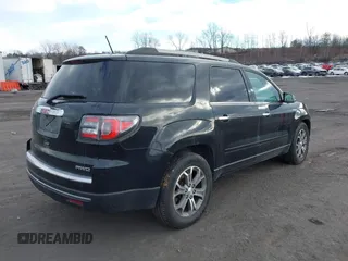 2014 GMC Acadia SLT with VIN 1GKKVSKD8EJ263798, listed as a IAAI auction lot 41333061 with 145,637 mi miles. Bid and sale history available at carsss.com. Image 4.