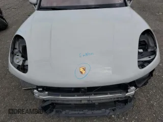 2023 Porsche Macan GTS z VIN WP1AF2A50PLB56233, wystawiony jako Copart lot #61933415 z przebiegiem 16 184 mil mil oraz Szkoda całkowita • Salvage title. Historia ofert i sprzedaży dostępna na DreamBid. Obrazek 12.