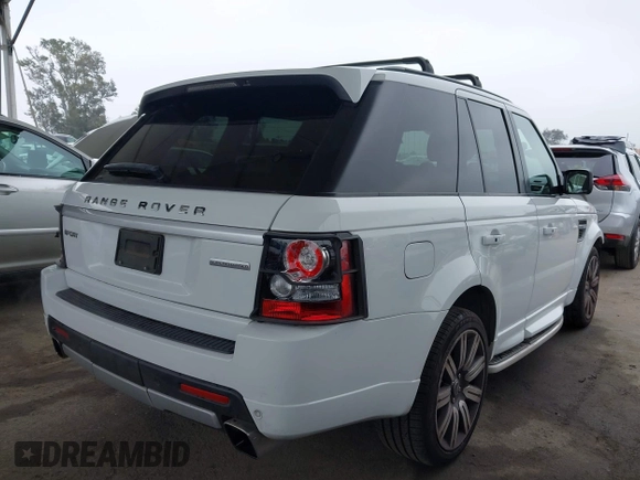 2013 Land Rover Range Rover Sport SC with VIN SALSH2E40DA800038, listed as a IAAI auction lot 42152992 with 119,438 mi miles and . Bid and sale history available at DreamBid. Image 4.