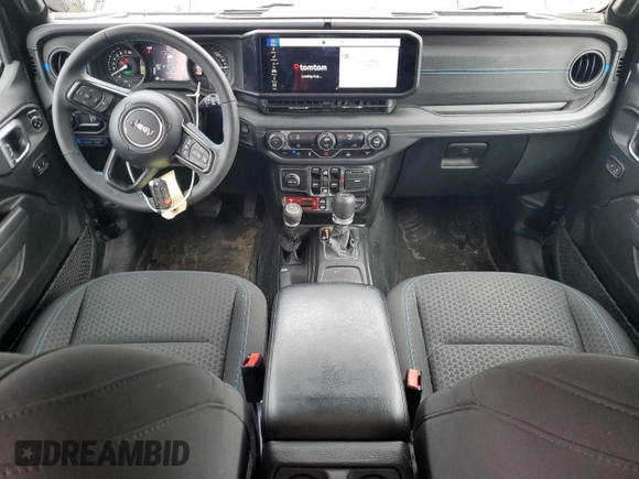 2024 Jeep Wrangler Rubicon X z VIN 1C4RJXR65RW143217, wystawiony jako Copart lot #49298355 z przebiegiem 21 819 mil mil oraz Szkoda całkowita • Salvage title. Historia ofert i sprzedaży dostępna na DreamBid. Obrazek 8.