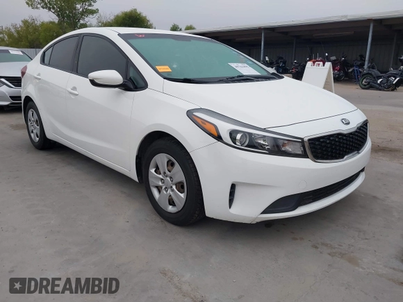 2017 Kia Forte LX with VIN 3KPFK4A7XHE112475, listed as a IAAI auction lot 40762895 with 61,394 mi miles. Bid and sale history available at carsss.com. Image 1.