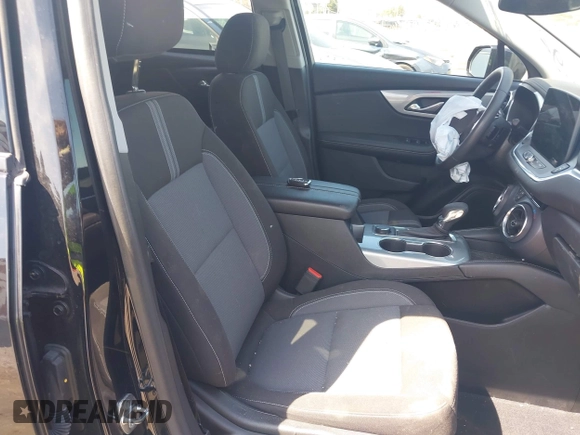 2023 Chevrolet Blazer LT with VIN 3GNKBCR49PS100263, listed as a IAAI auction lot 42117470 with 33,747 mi miles and . Bid and sale history available at DreamBid. Image 5.