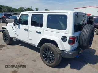 2024 Jeep Wrangler Sahara with VIN 1C4RJXP64RW225507, listed as a IAAI auction lot 42245973 with 45,984 mi miles and . Bid and sale history available at DreamBid. Image 3.