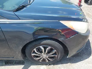 2012 Hyundai Sonata GLS with VIN 5NPEB4AC8CH309903, listed as a IAAI auction lot 42135224 with 182,416 mi miles. Bid and sale history available at carsss.com. Image 6.