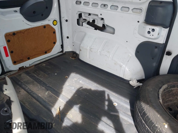 2013 Ford Transit Connect XL with VIN NM0LS6AN8DT131683, listed as a IAAI auction lot 42343735 with 260,205 mi miles and . Bid and sale history available at DreamBid. Image 8.